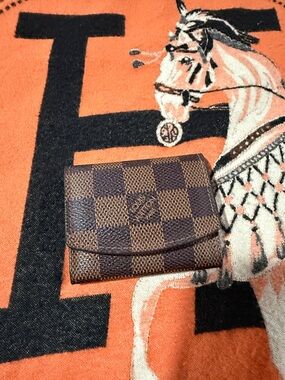 Luxury Brown Checkered Women's Wallet - Damier Canvas Style cuff link holder